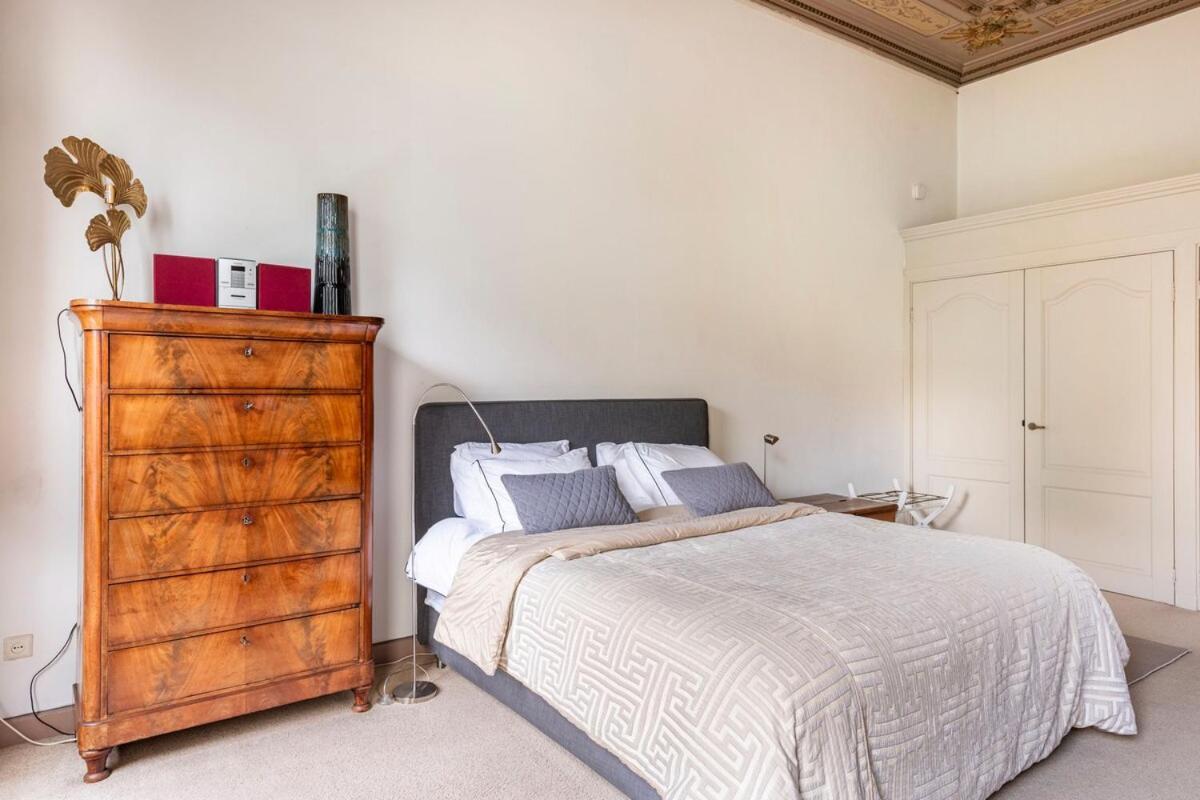 Beautiful & Well-located Canal Apartment